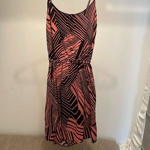 Open back dress with pockets